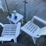 Fabulous Flat Near Fistral Beach