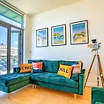 Penthouse 47 Zinc