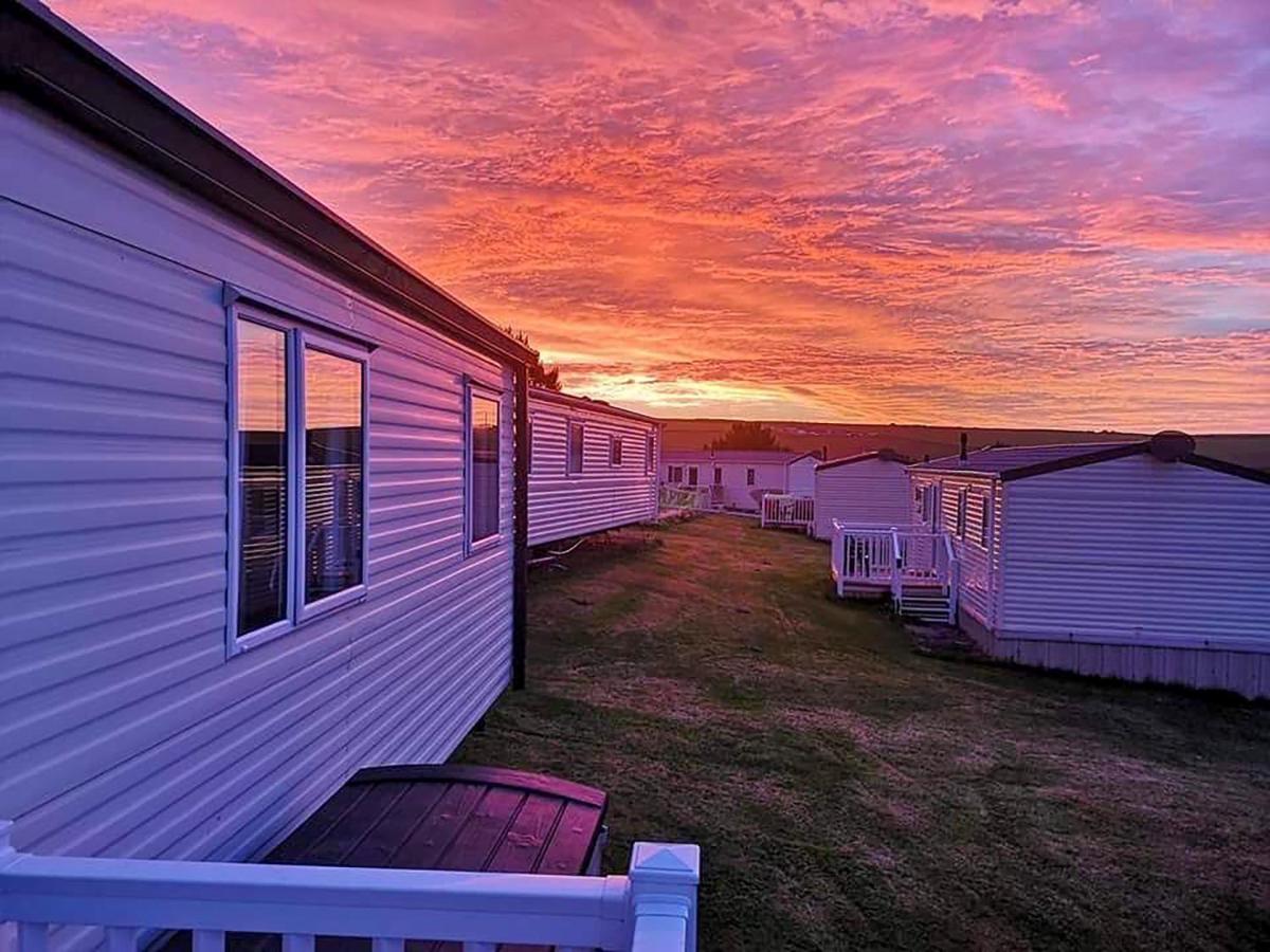 Julie Maries Caravan Campsite *