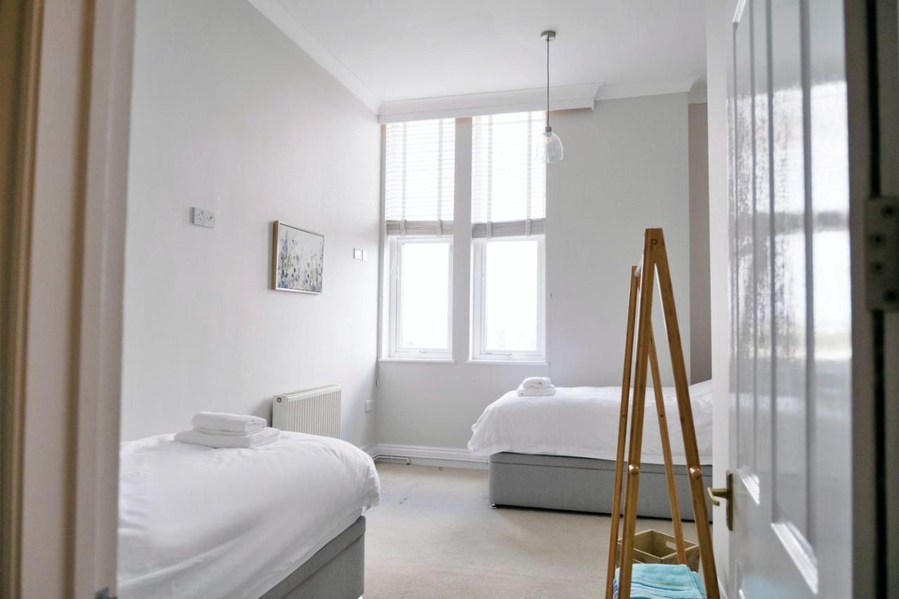 Apartment Finest Retreats - Tides - Luxury Sea Views
