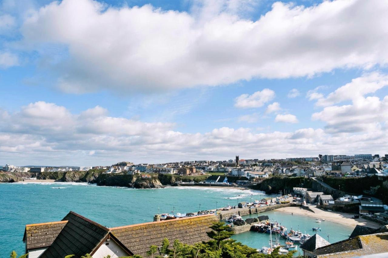 Finest Retreats - Tides - Luxury Sea Views * Newquay (Cornwall)