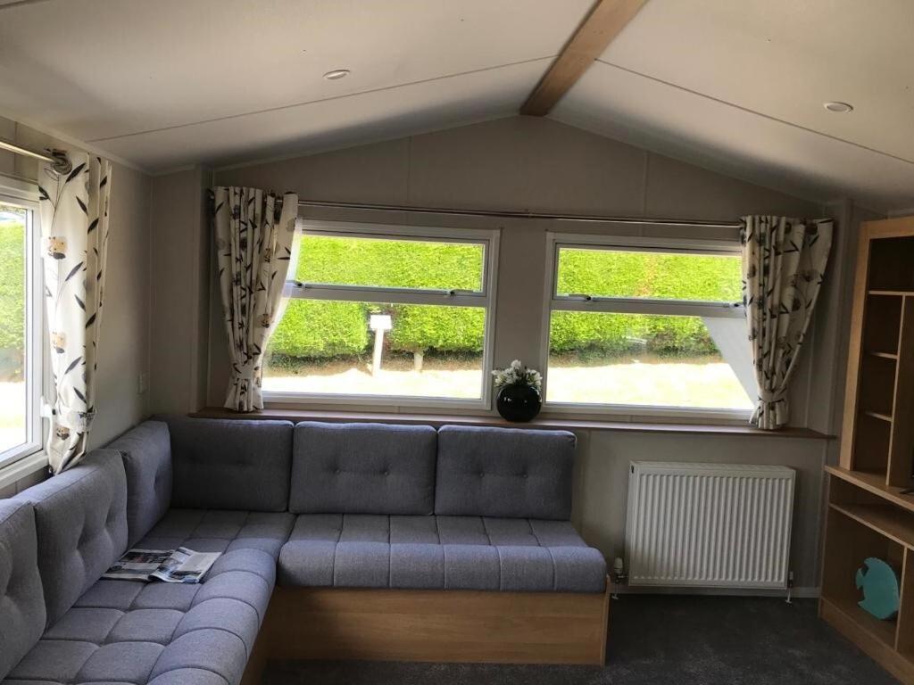 Holiday home Exclusive 3 Bedroom Caravan, Sleeps 8 People At Parkdean Newquay Holiday Park, Cornwall, Uk Newquay (Cornwall)