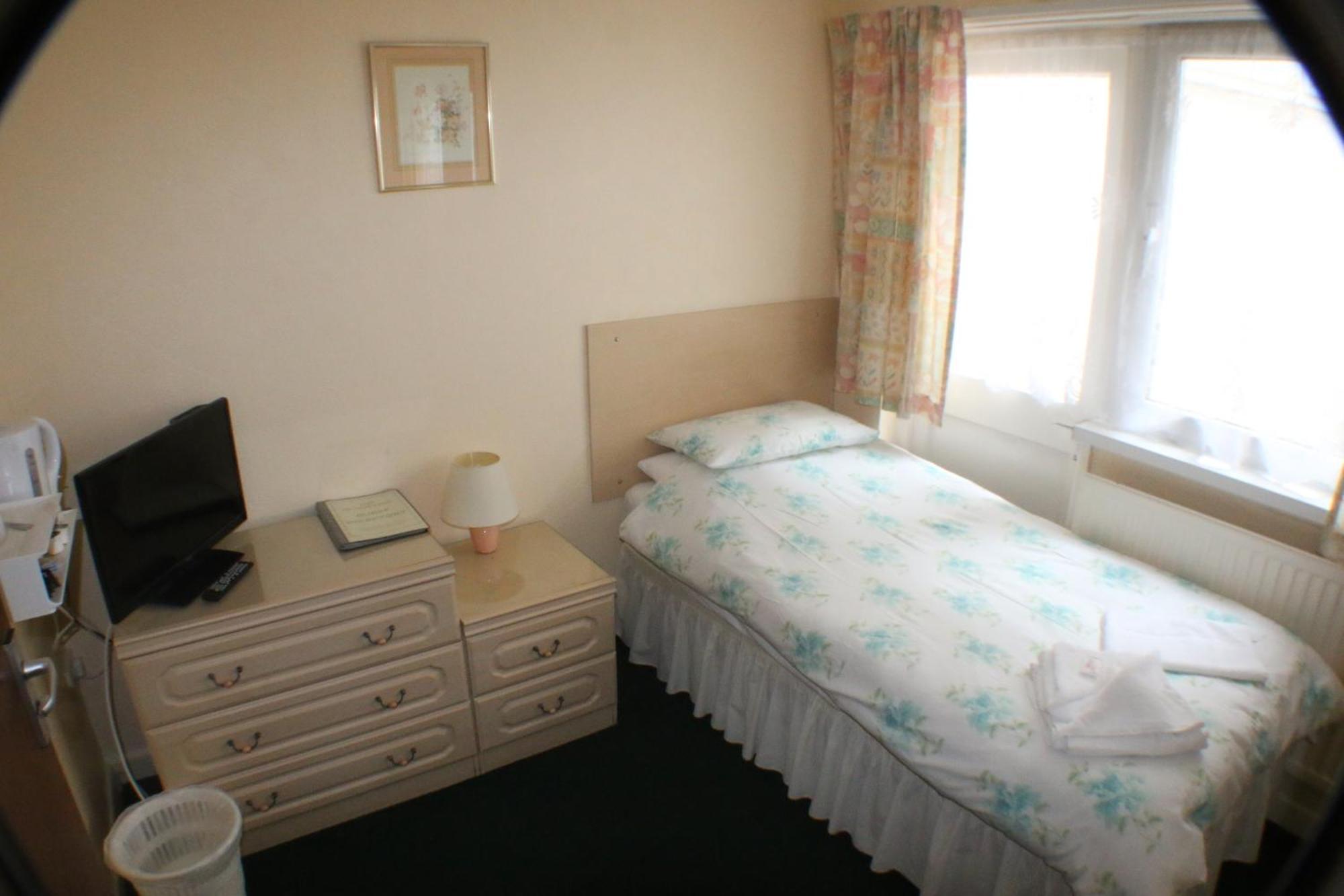 The Glendeveor 3* Newquay (Cornwall)