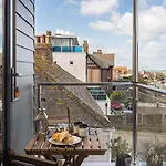 Seaquest 9 Newquay Apartment