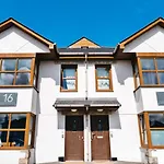 Finest Retreats - Tolcarne Stay - Luxury Newquay Apartment