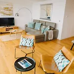 Sunset Waves Sea View Apartment Featuring Panoramic Views & Parking