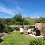 Chlobo Cottage Near Watergate Bay, By The Sea