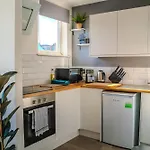 Spacious 2Bd Maisonette With Lush Loft In Newquay