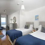 Fistral Lookout, Ocean 1