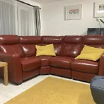One Bed Apartment Ground Floor One Minute Walk Towan Beach Free Parking