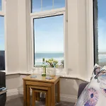 Beachside Fistral, Newquay