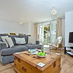 3 Harbour View