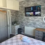 Shore Lodge