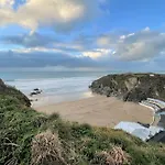 32 One Lusty Glaze In Newquay
