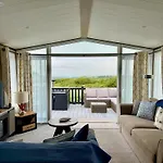 Lodge With Sea & Country Views