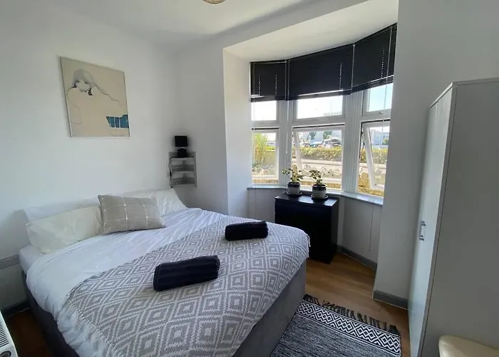 Headland View Apartment