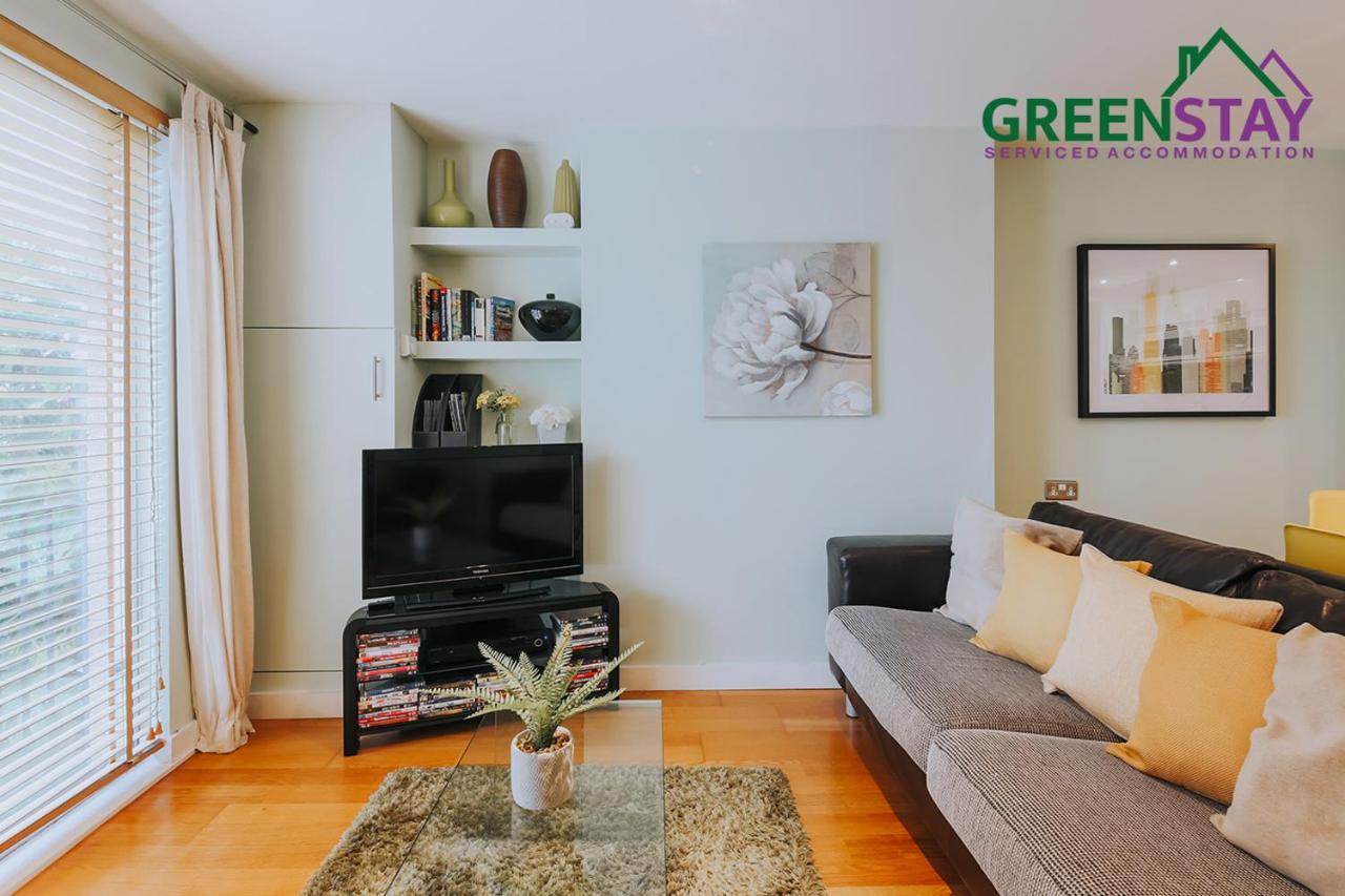 The Garden Newquay By Greenstay: Beachside 2-bed With Terrace * Newquay (Cornwall)