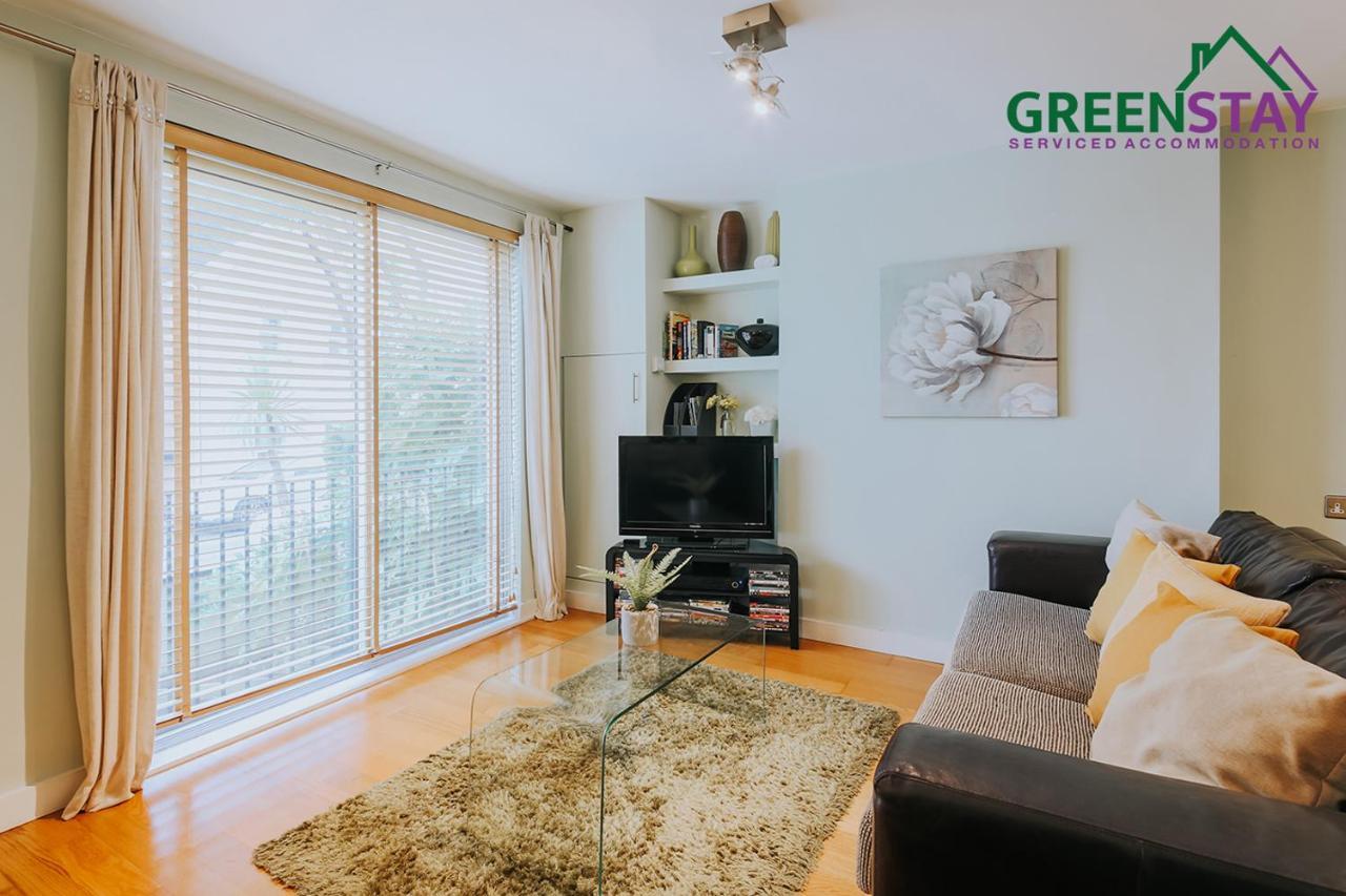 The Garden Newquay By Greenstay: Beachside 2-bed With Terrace * Newquay (Cornwall)
