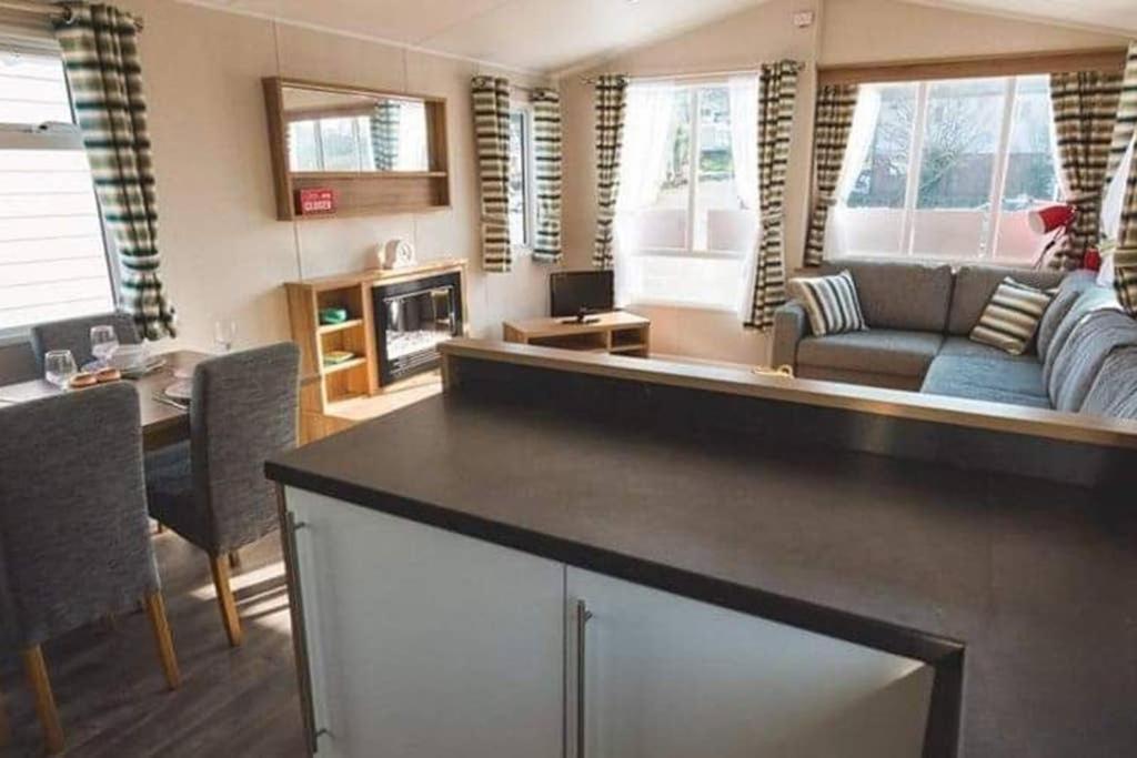 Chalet Premium At Newquay Away Mv7