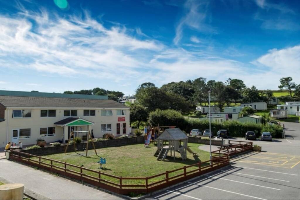 8 Sleep Chalet At Newquay Away Nb168 Apartamento New Quay