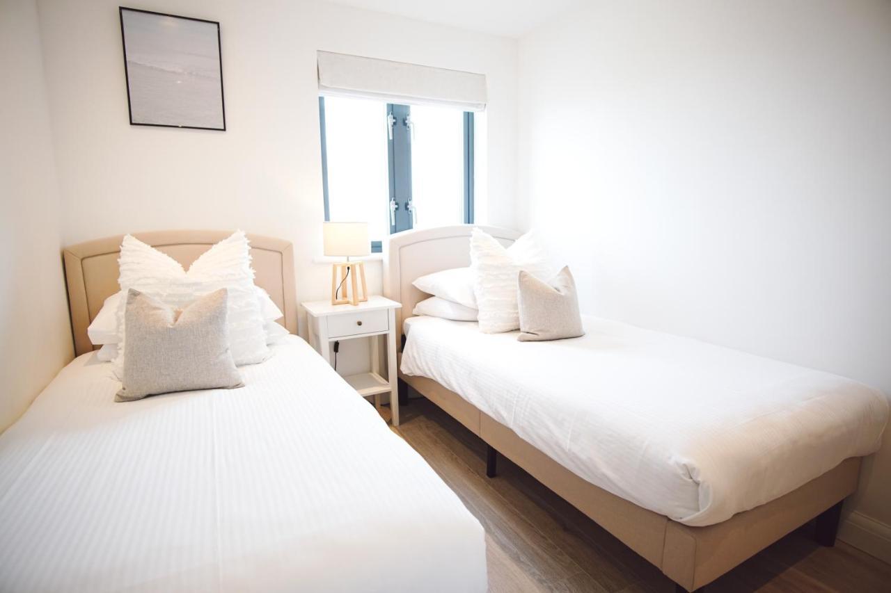 Apartamento Stunning Two Bed Sea View With Pool & Gym New Quay