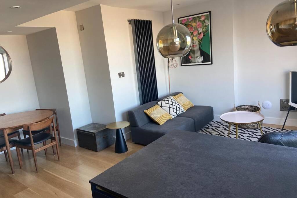 Beachside In The Centre Of Town Apartment *