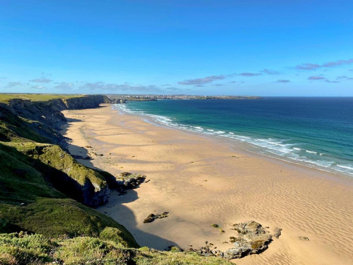Sunset Waves Sea View Featuring Panoramic Views & Parking Apartment *