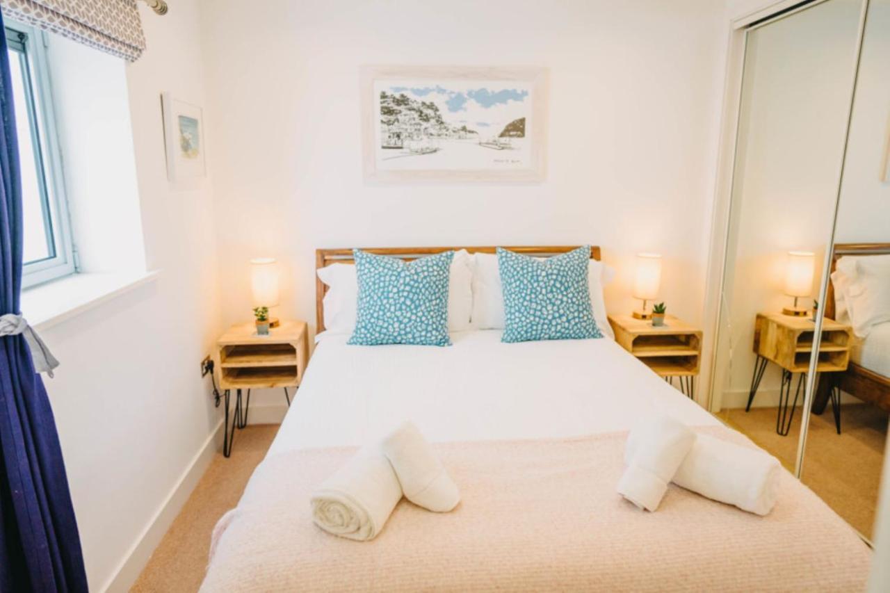 Sunset Waves Sea View Featuring Panoramic Views & Parking Apartment