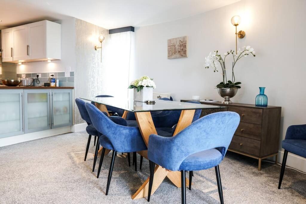Beautiful 3 Bedroom By The Sea Apartamento New Quay