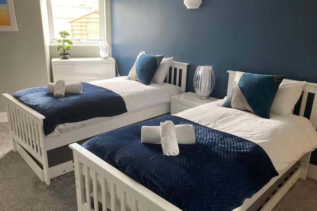 Beautiful 3 Bedroom By The Sea New Quay