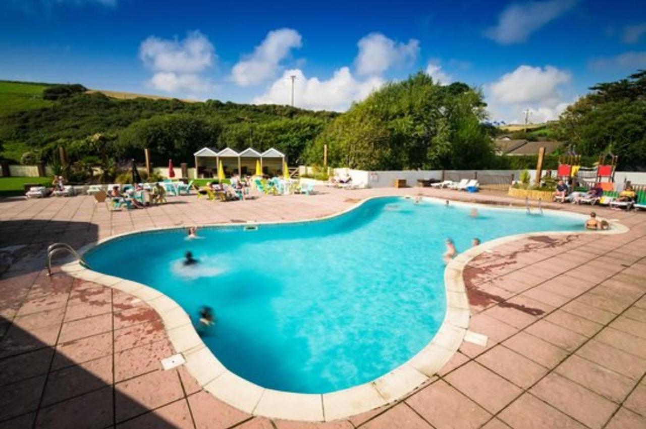 4 Berth Couples And Family Caravan In Beautiful Newquay Bay