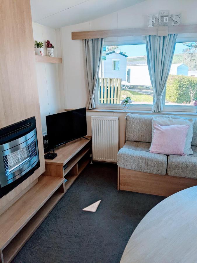 4 Berth Couples And Family Caravan In Beautiful Newquay Bay Apartment *