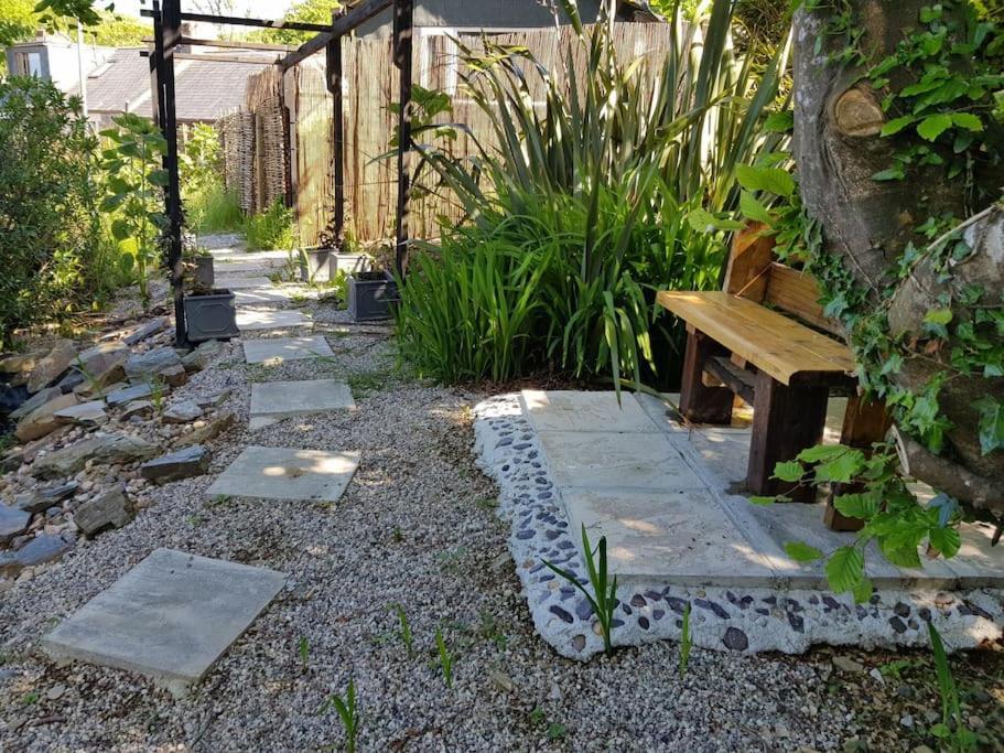 The Old Potting Shed With Hot Tub. Colan, Newquay. Apartamento *
