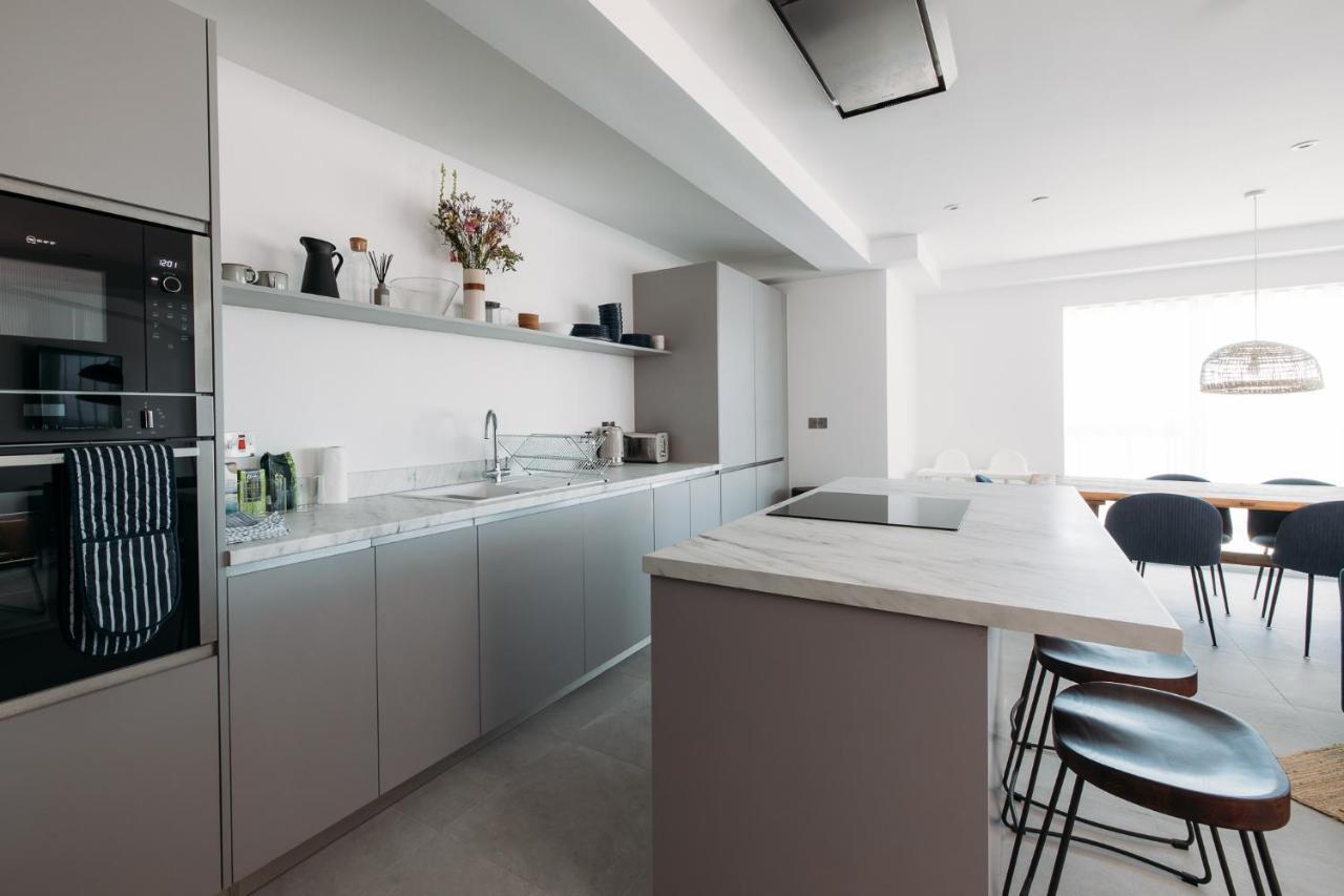 Luxury Family With Sea Views