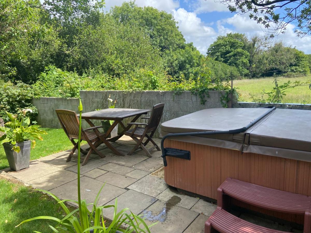The Countryside Cabin With Private Hot Tub Apartamento New Quay