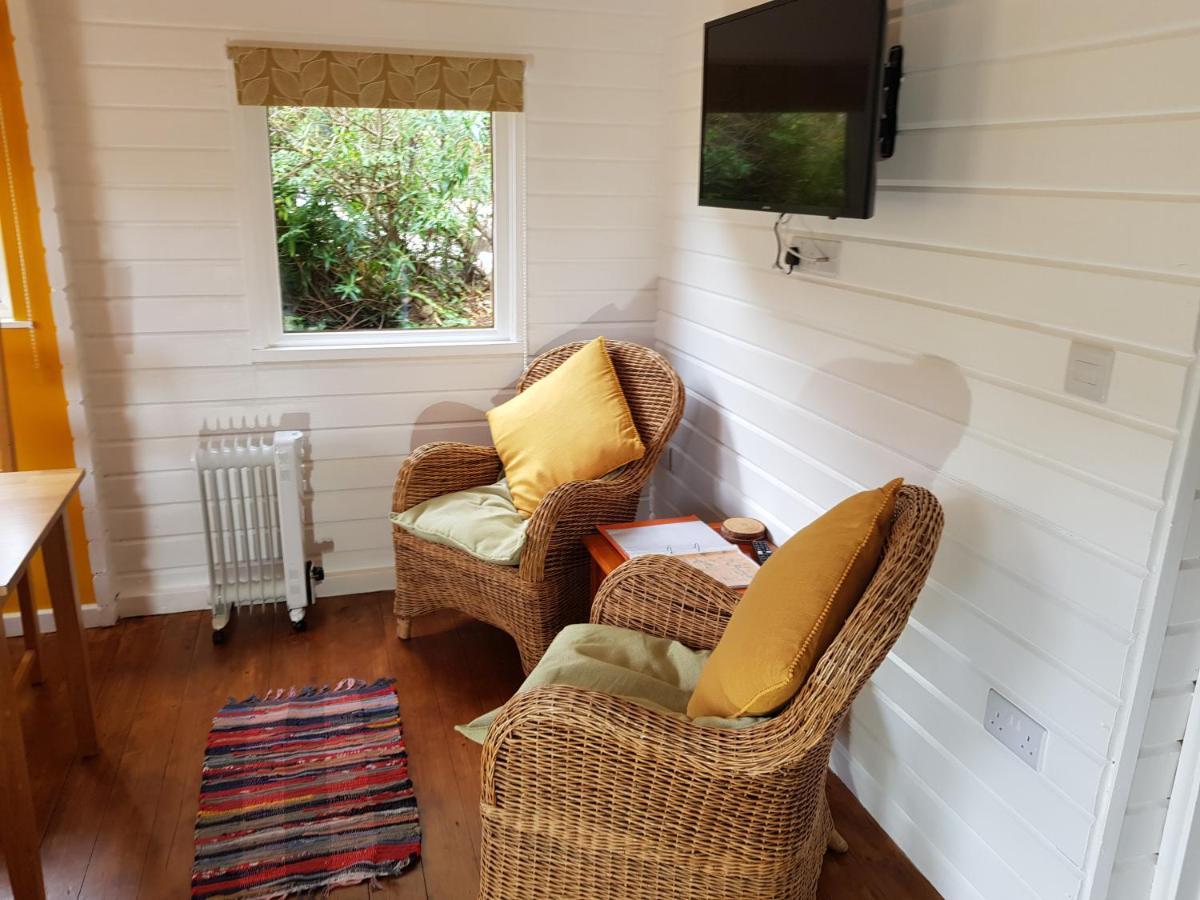 The Old Potting Shed With Hot Tub. Colan, Newquay.