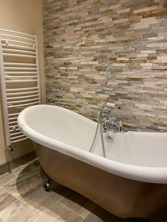 Gwills Countryside With Hot Tub Apartamento