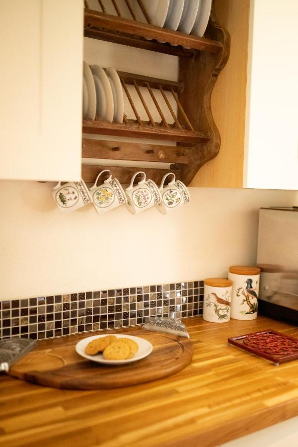 Countryside Retreat With Private Hot Tub * New Quay
