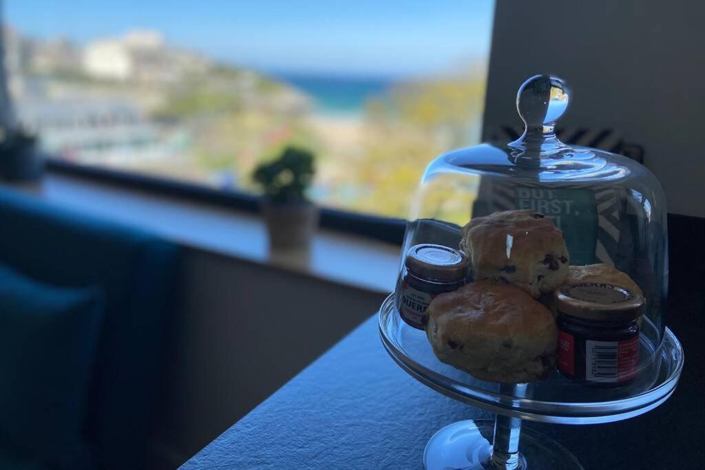 Apartment Spacious 1 Bedroom With Sea Views