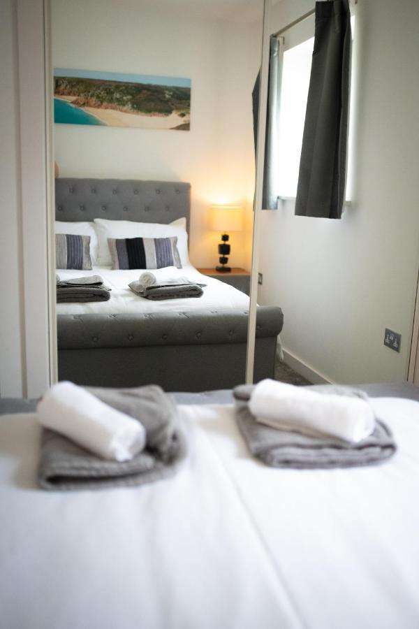 Apartment Seaview, Luxury Apartment, 2 Min Walk To Porth Beach
