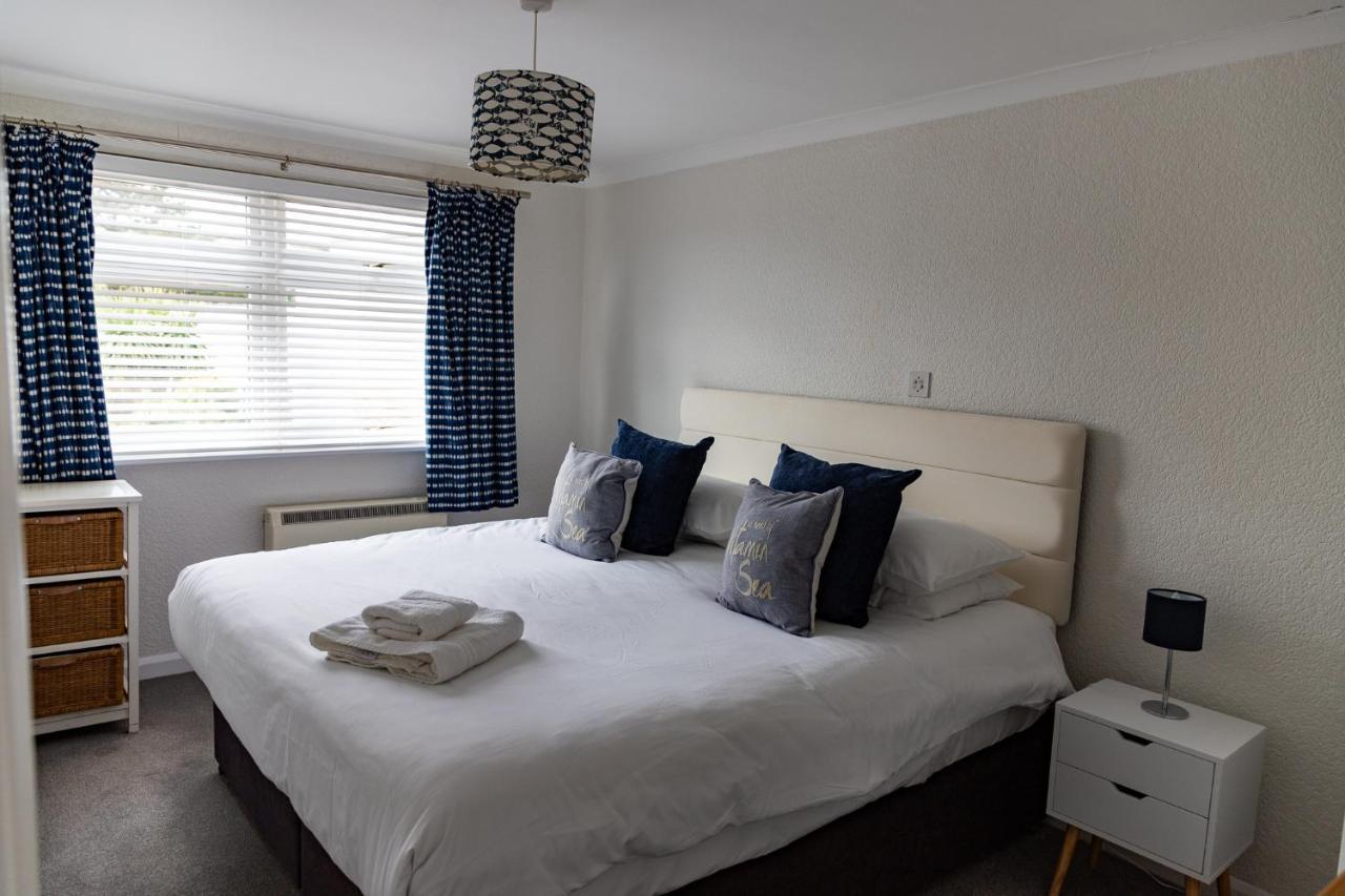 1 Chatsworth Riverscape - Riverview In Great Location With Free Parking Overlooking The Gannel Just A Short Walk From Newquays Incredible Beaches And Local Amenities New Quay