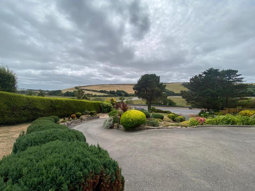 Apartment Chatsworth Riverscape: Peaceful Gannel Views Near Newquay Beaches