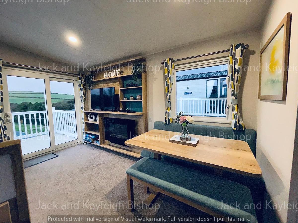 Holiday home 3-bedroom With Valley Views Newquay (Cornwall)