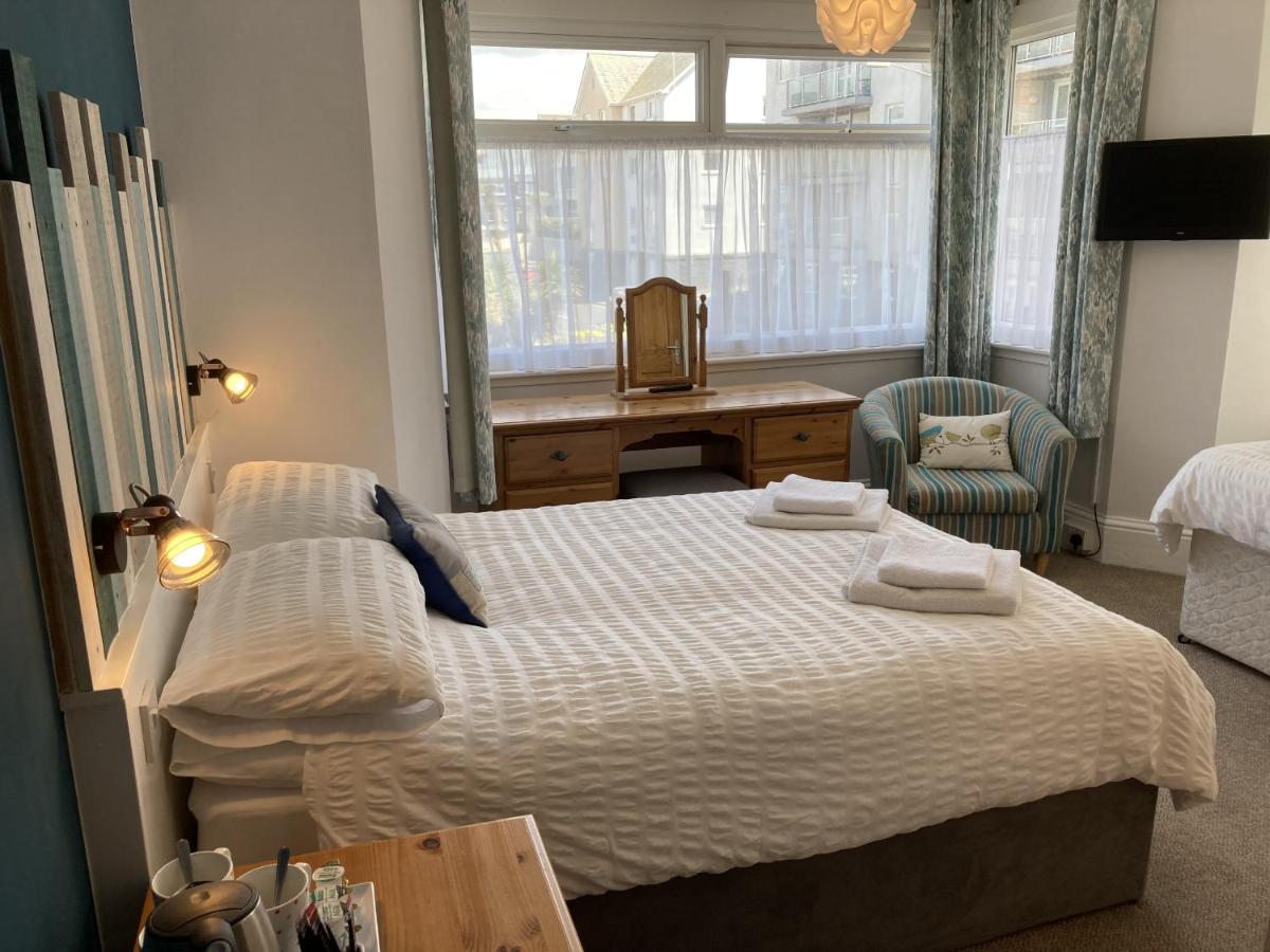 Summer Breeze Guest house 3*
