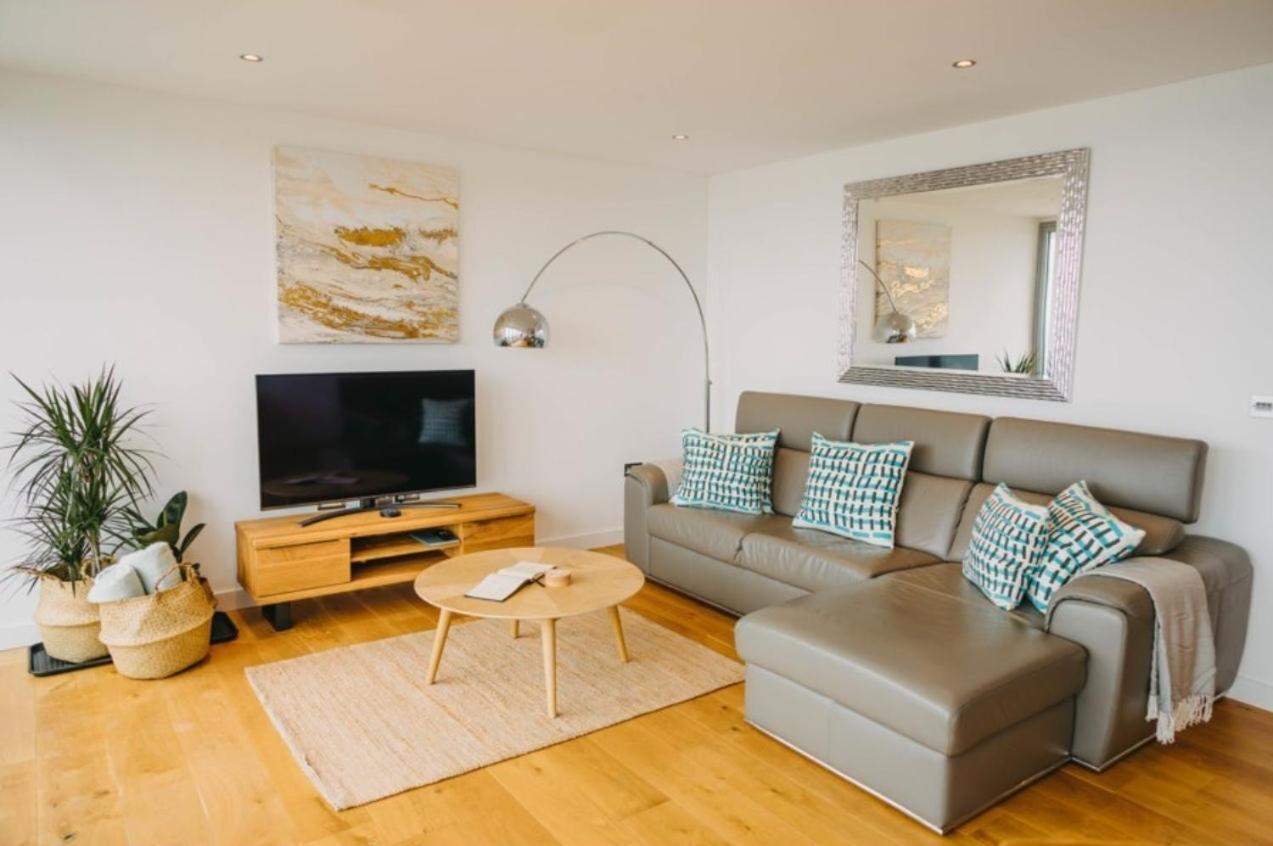 Apartment Sunset Waves Sea View Featuring Panoramic Views & Parking Newquay (Cornwall)