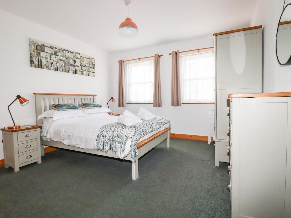 Flat 4