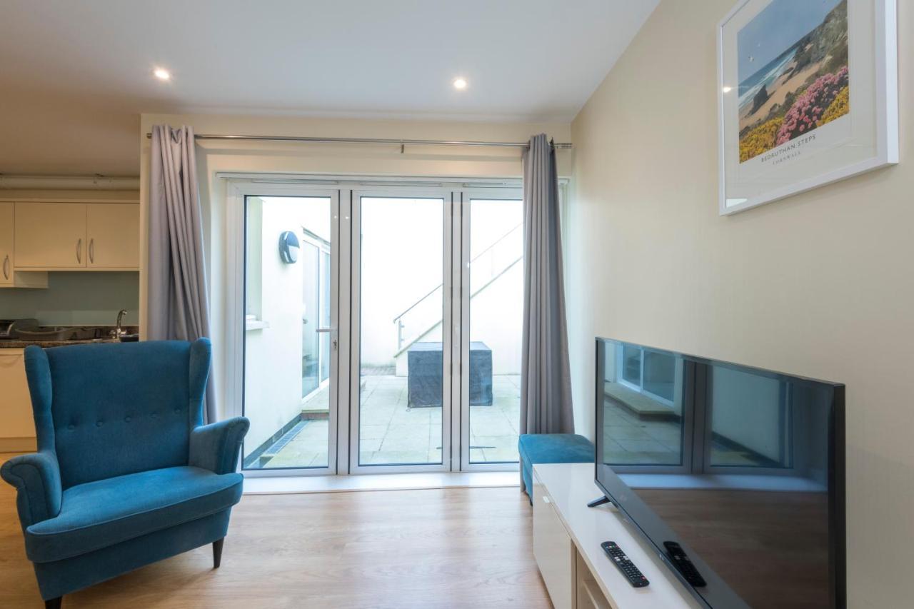 The House & Porth Sands Apartamento