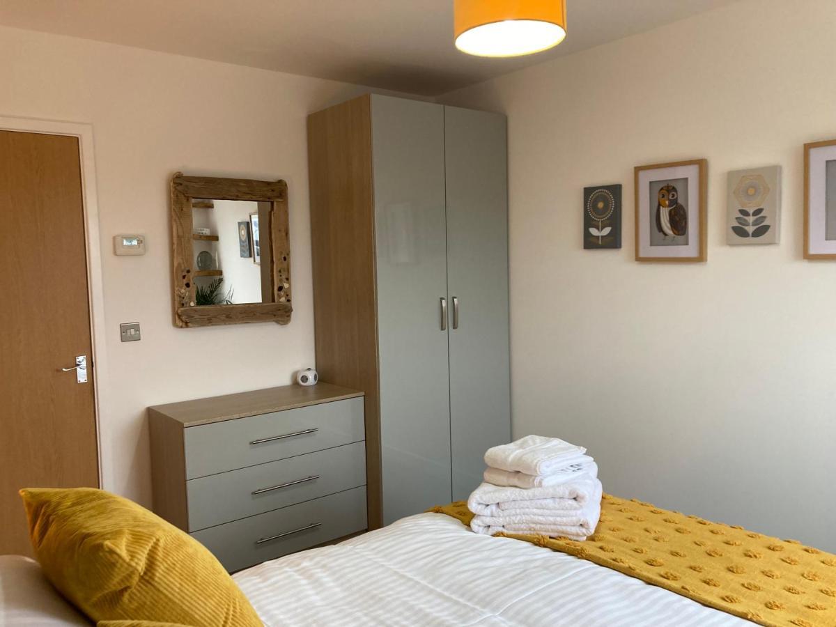 Dog Friendly Stylish Modern Flat, Near Apartment