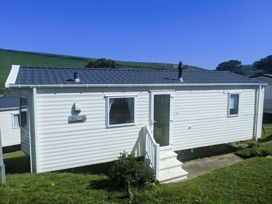 Large 4 Person Couples And Family Caravan In Newquay Bay * New Quay