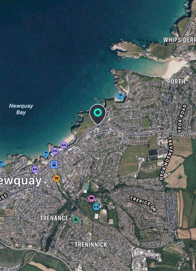 Dog Friendly Stylish Modern Flat, Near * Newquay (Cornwall)